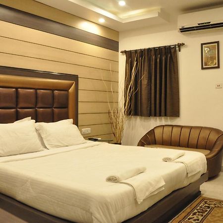 Hotel Esteem Kolkata Luaran gambar