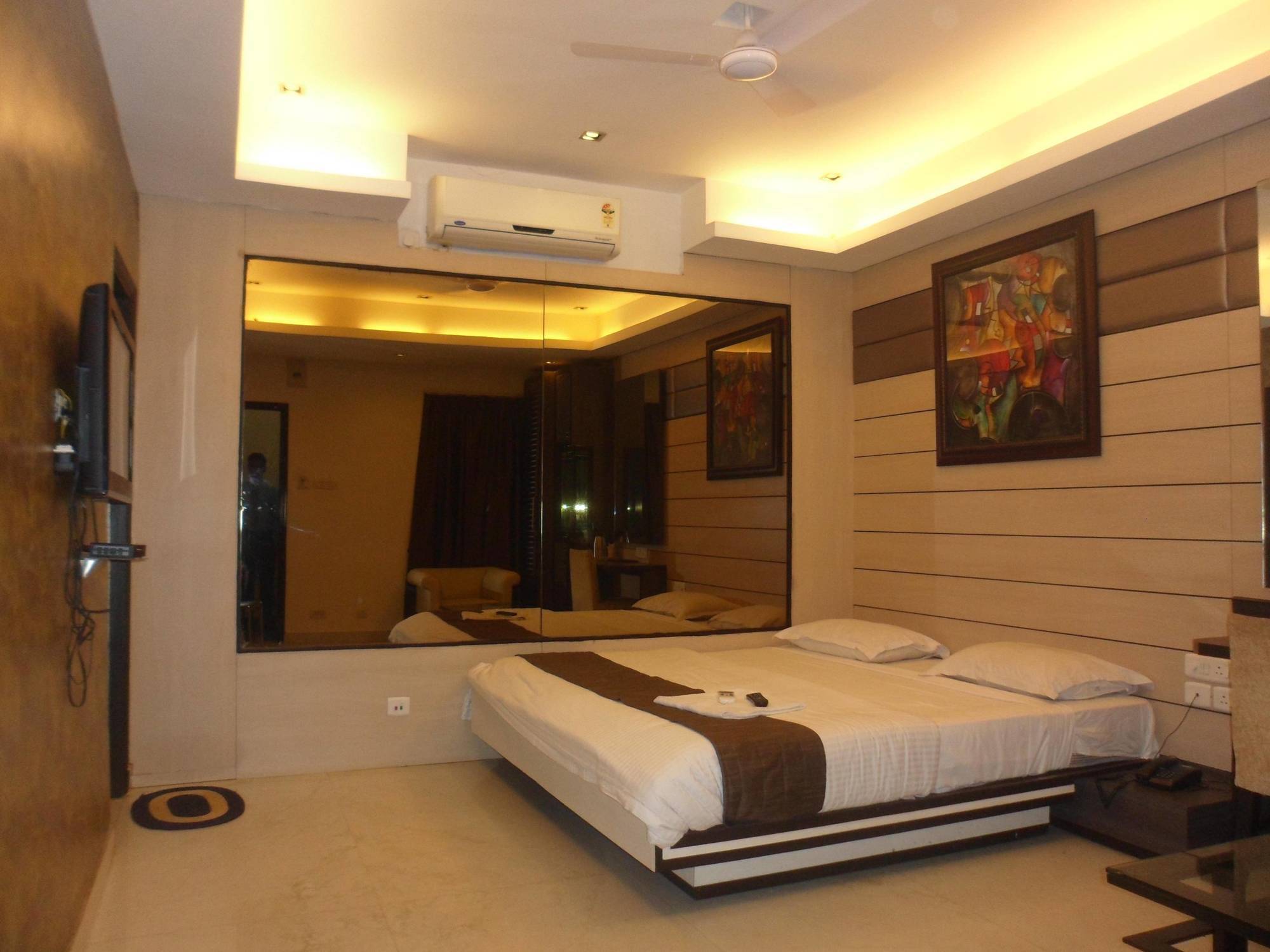 Hotel Esteem Kolkata Luaran gambar