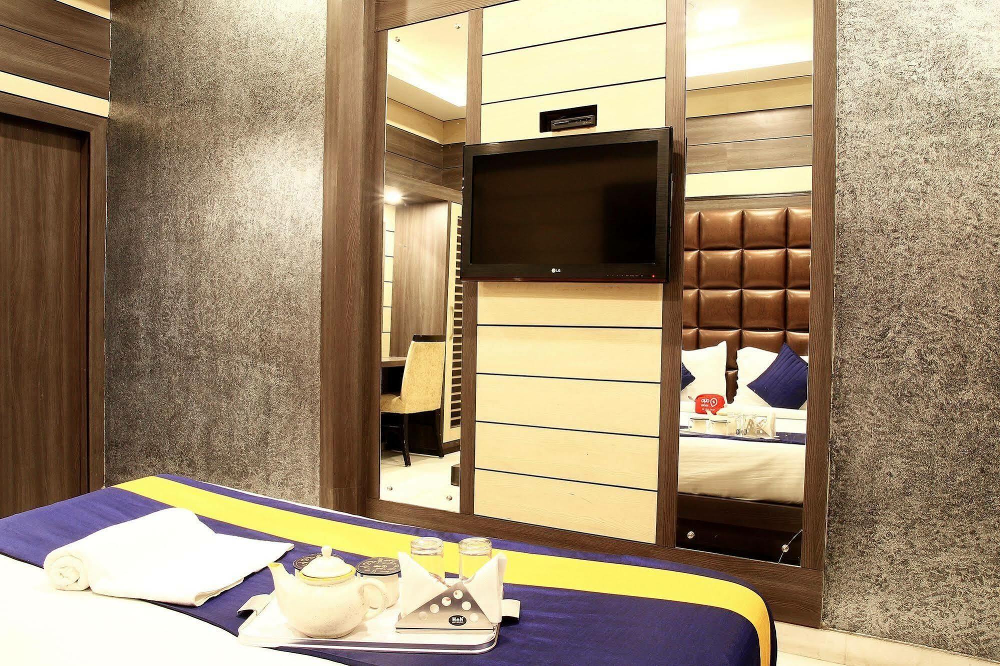 Hotel Esteem Kolkata Luaran gambar